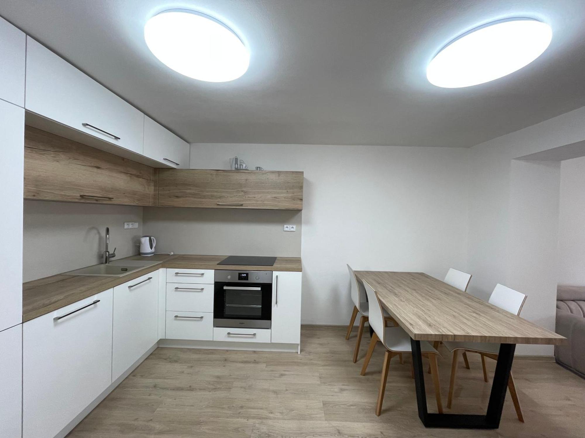 Apartman Sadova Zlín Екстериор снимка